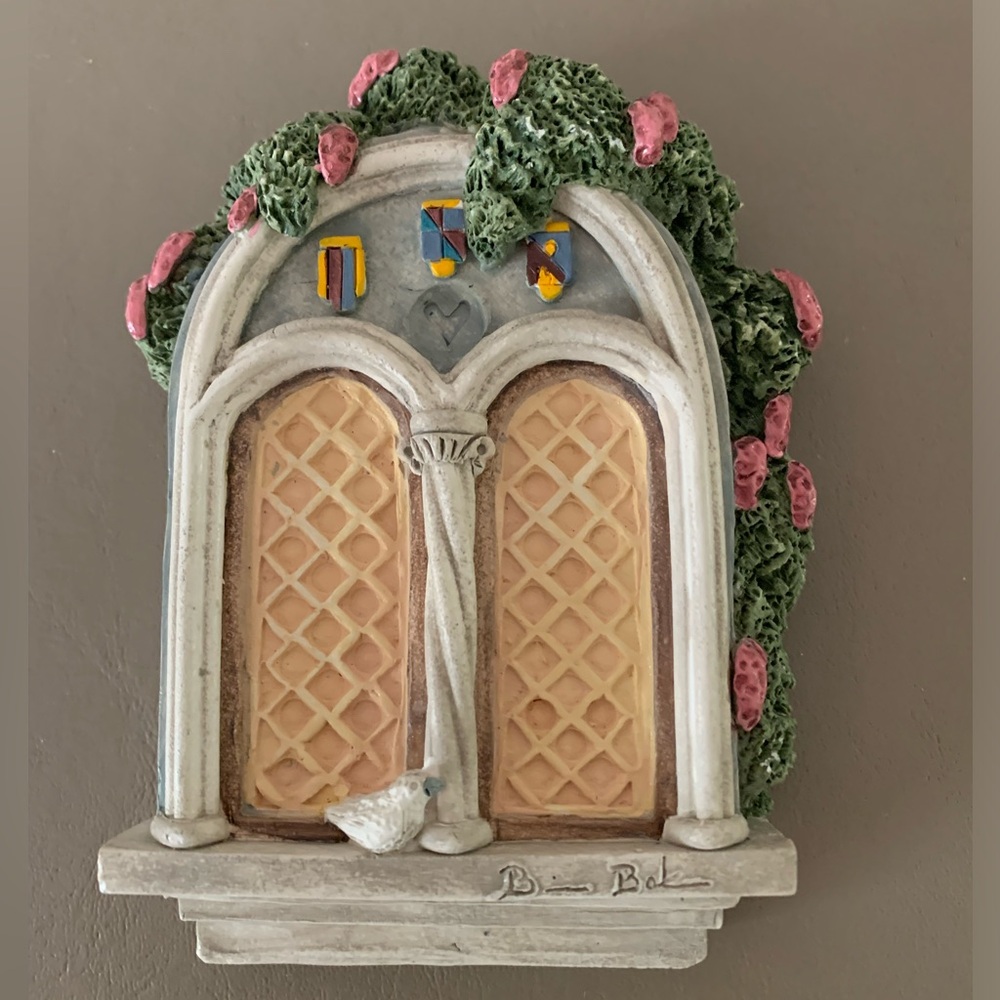 Castle Arches Ceramic Wall Art 1995 Michael's Limited Model 2498